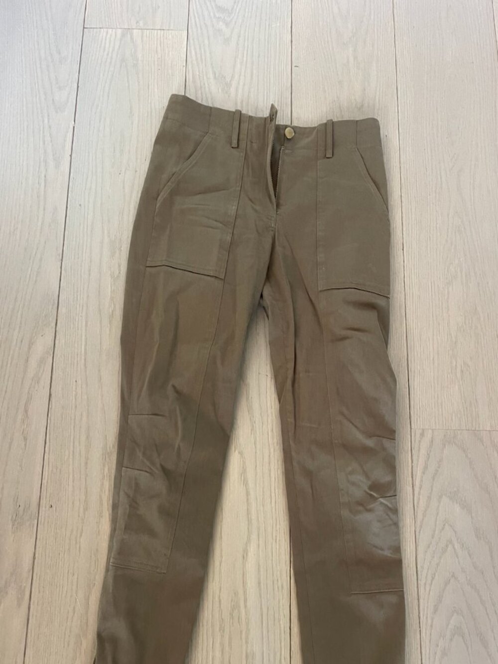 Veronica Beard Khaki Cargo Jogger Pants Elastic Ankle Size 4